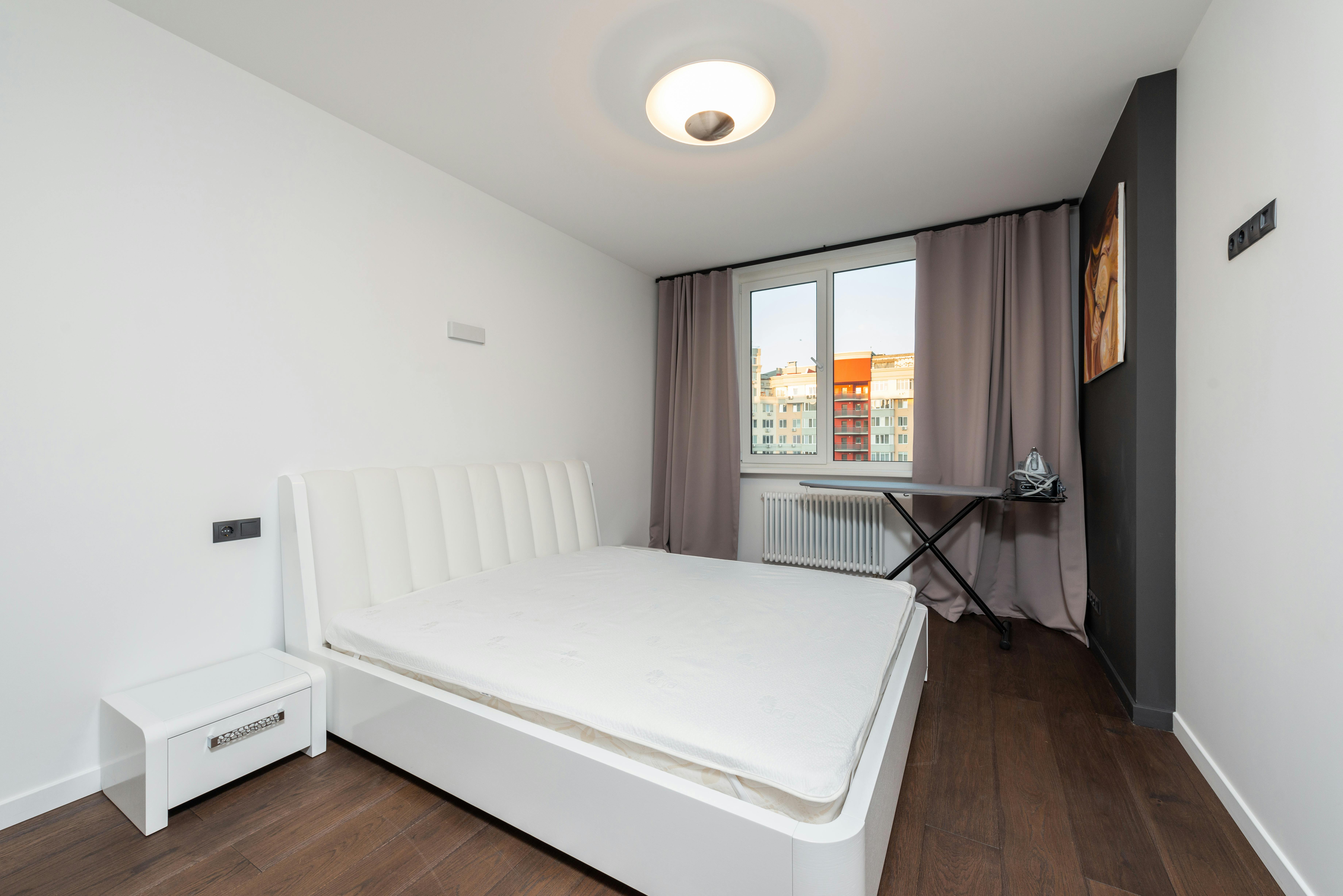 Dom z garażem i tarasem w spokojnej okolicy